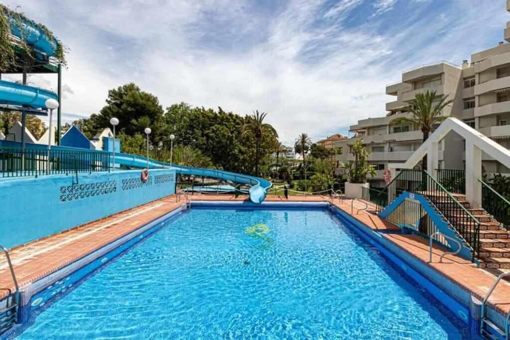 797 Holiday Rentals- Precioso Piso Con Vistas Al Jardin En Benalbeach Бенальмадена Экстерьер фото