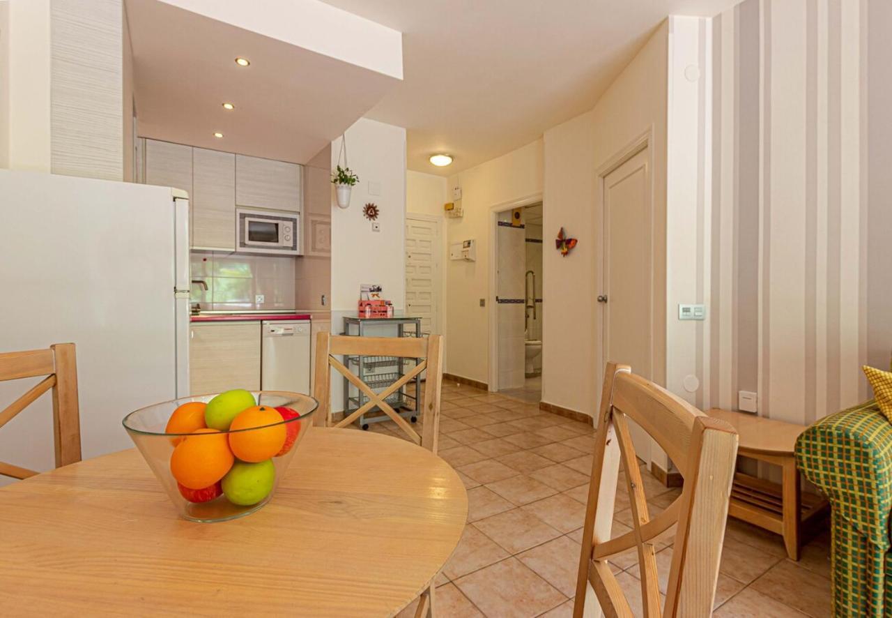 797 Holiday Rentals- Precioso Piso Con Vistas Al Jardin En Benalbeach Бенальмадена Экстерьер фото